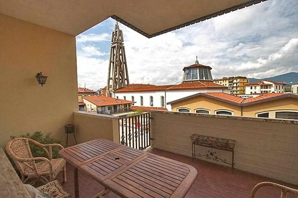 アパート Frati Bigi With Two Bedrooms And Parking フィレンツェ イタリア